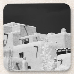 Posavasos Posada de adobe estilo Pueblo en Loretto, Santa Fe