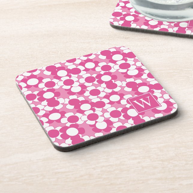 Posavasos Preppy Daisy Bloom – Rosa Caliente y Monograma Ros (Lado Izquierdo)
