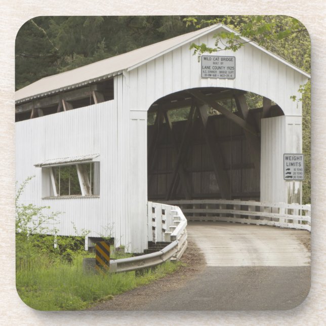 Posavasos Puente cubierto de gato silvestre, condado de Lane (Frente)