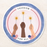 Posavasos Redondo De Papel 4 de julio, libertad para todos<br><div class="desc">El 4 de julio -Libertad para todos- Manos diversas con destellos - Orgullo Liberal Patriótico - Estados Unidos Progresista Este vibrante diseño de "Libertad para todos" presenta tres manos diversas con chispas que simbolizan unidad, orgullo e inclusión. Una combinación perfecta de espíritu patriótico y valores progresistas, este diseño hace una...</div>
