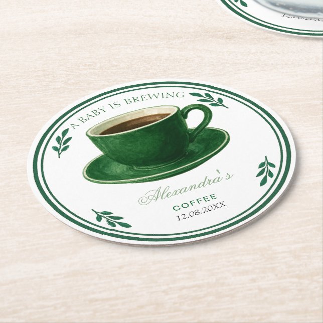 Posavasos Redondo De Papel A Baby Is Brewing Coffee Cup Baby Shower (En perspectiva)