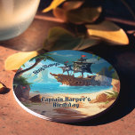 Posavasos Redondo De Papel Arrr-some Pirate Island Ship Cumpleaños<br><div class="desc">¡Ahoy, Fiestas planificadores de minitareros! 🏴 ‍ ☠️ ¿Qué es un Pirate Bash sin el equipo adecuado? Obtén tus manos en estas barcas de Papel de Cumpleaños de Pirate Island. Adorados con una isla paradisíaca pintada 'n' un gallardo barco pirata sailin' en aguas azules, estas castas son el tesoro que...</div>