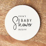 Posavasos Redondo De Papel Baby Shower Neutral Simple Moderno<br><div class="desc">Celebre su pequeña habitación con nuestra moderna y sencilla escayola de papel redondo con ducha de bebé neutra, con un minimalista diseño blanco y negro moderno y bonito. Con su estética limpia e inspirada en el boho, la atmósfera contemporánea y neutral en cuanto a género es perfecta para dar la...</div>