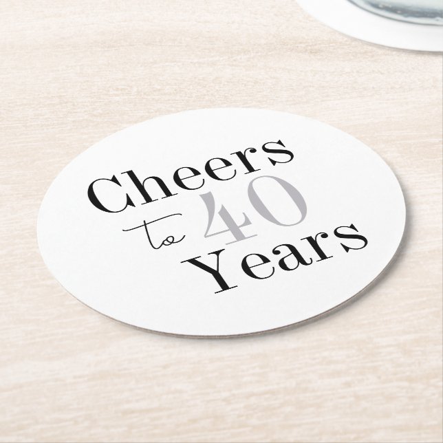 Posavasos Redondo De Papel Cheers to 40 Years Minimal Silver Party (En perspectiva)