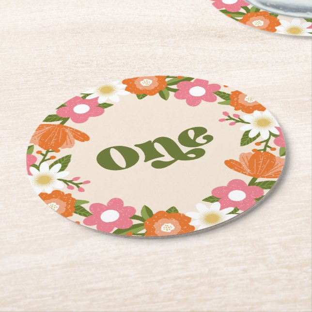 Posavasos Redondo De Papel Floral de retro suave uno | Primer cumpleaños del  (En perspectiva)