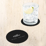 Posavasos Redondo De Papel Guión blanco negro de cumpleaños minimalista<br><div class="desc">Para una fiesta de cumpleaños número 50 (o cualquier edad). Un fondo negro clásico. Añade tu nombre,  edad,  fecha. El nombre está escrito con una escritura de estilo con letras a mano moderna. Texto blanco.</div>