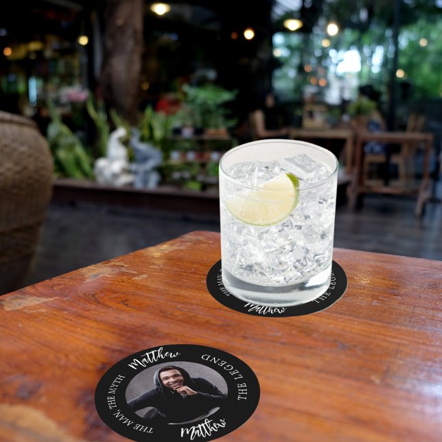 Posavasos Redondo De Papel Hombre mito leyenda foto negro blanco fiesta (Subido por el creador)