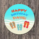 Posavasos Redondo De Papel Nombre personalizado de Fiesta de playa colorido<br><div class="desc">Personalizar estas coloridas tostadoras de temática playera con el nombre del invitado de honor. Ideal para un fiesta de playa o un fiesta de piscina.</div>