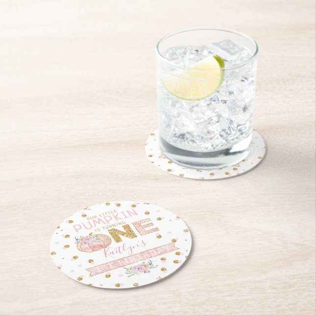 Posavasos Redondo De Papel Pequeños Chicas de calabaza Primer cumpleaños (In situ)