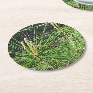 Posavasos Redondo De Papel Pine Needles por Kenneth Yoncich