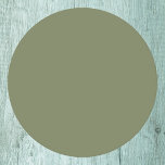 Posavasos Redondo De Papel Sage Green Color sólido<br><div class="desc">Color sólido verde sabio. Un verde salado moderno y refinado que exuda la elegancia natural. Este color capta la esencia de un suelo forestal sombreado. Perfecto para aquellos que buscan una calma y un ambiente tranquilo. Este sofisticado matiz se integra perfectamente en la estética moderna y clásica. Acepte la belleza...</div>