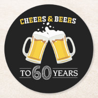Saludos y cervezas a 60 años