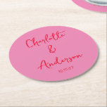 Posavasos Redondo De Papel Script manuscrito Whimsy Pink Red Custom Wedding<br><div class="desc">Guión manuscrito Quirky Whimsy Boda Personalizado Papel Redondo de la escoria en rosa y rojo</div>