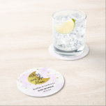 Posavasos Redondo De Papel Sobre la luna | Baby Shower neutral<br><div class="desc">Celebre con estilo con estas modernas duchas de papel higiénico. El diseño es fácil de personalizar con tu propia redacción y tu familia y amigos estarán encantados cuando vean estas fabulosas galas de fiesta. Se pueden encontrar elementos coincidentes en la colección.</div>