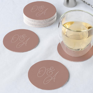 Posavasos Redondo De Papel Terracotta   Oversized Script Monogram Wedding