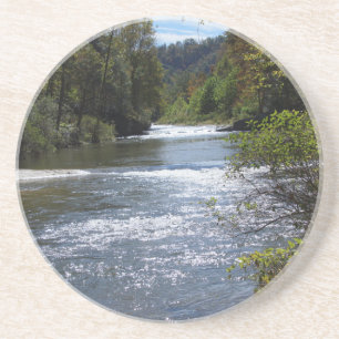 Posavasos Río panorámico en las montañas Blue Ridge