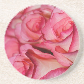 Posavasos Rubefacción de las rosas blancas