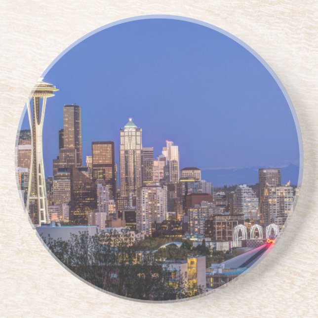 Posavasos Seattle, centro y Monte Rainier al anochecer (Frente)