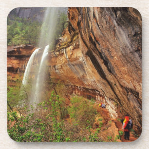 Posavasos Senderismo por las piscinas de esmeralda en el Nat