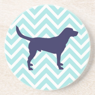 Posavasos Silueta de perro en azul oscuro sobre el patrón de