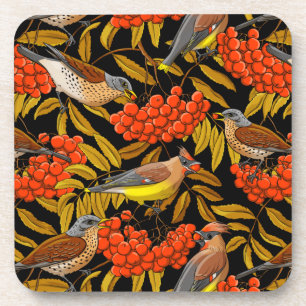 Posavasos Tarifas de campo y waxwings en los racimos de rowa