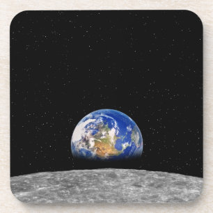 Posavasos Tierra del planeta que sube sobre la luna