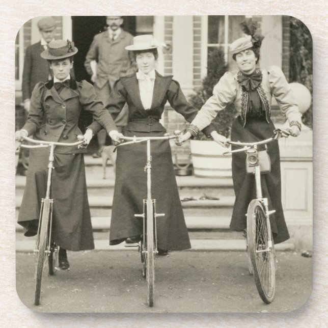 Posavasos Tres mujeres en las bicicletas, 1900s tempranos (Frente)