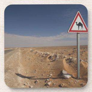 Posavasos Túnez, zona de Ksour, Ksar Ghilane, oleoducto
