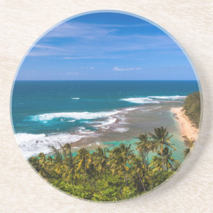 Posavasos Tunnels Beach visto desde el sendero Kalalau