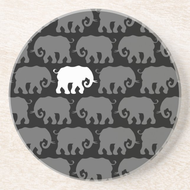 Posavasos Un elefante blanco en una manada (Frente)