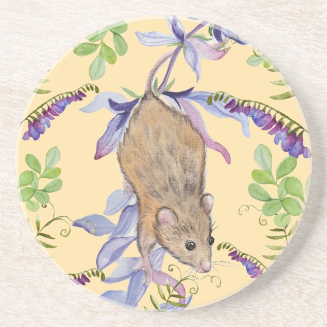 Posavasos Un ratón gracioso en un matorral de flores. (Frente)