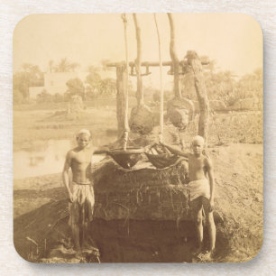 Posavasos Una máquina egipcia de la irrigación en los banc