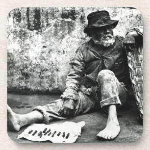 Posavasos vendedor del Cigarro-fin, c, 1865 (foto de b/w)