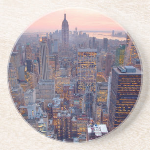 Posavasos Vista amplia de Manhattan en la puesta del sol