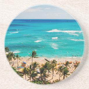Posavasos Vista elevada de la escena de la playa de Waikiki,