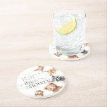 Posavasos Woodland Animals Baby Shower moderno<br><div class="desc">Presentamos nuestro encantador diseño de Woodland Baby Shower, la combinación perfecta de adorables animales bebés, diseño moderno y tipografía sincera, todo envuelto en un paquete minimalista y a la vez moderno. Diseñada para aquellos que aprecian la belleza de la simplicidad y el encanto de las criaturas de los bosques, esta...</div>