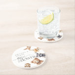 Posavasos Woodland Animals Baby Shower moderno<br><div class="desc">Presentamos nuestro encantador diseño de Woodland Baby Shower, la combinación perfecta de adorables animales bebés, diseño moderno y tipografía sincera, todo envuelto en un paquete minimalista y a la vez moderno. Diseñada para aquellos que aprecian la belleza de la simplicidad y el encanto de las criaturas de los bosques, esta...</div>