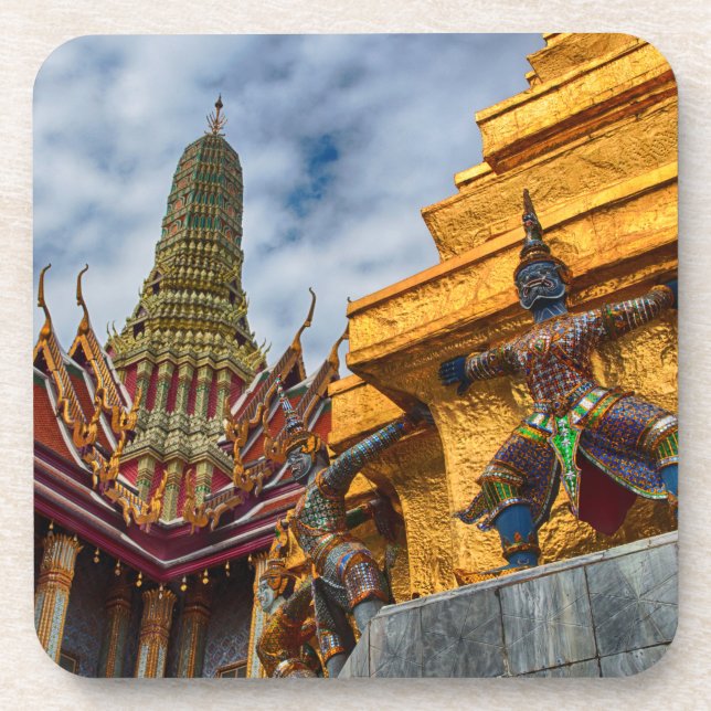 Posavasos Yaksha en Wat Phra Kaeo (Frente)