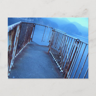 Postal A mysterious and blue-gray and desolate seaside