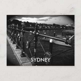 Postal A orillas del agua