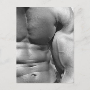 Postal Abdomen y bíceps definidos