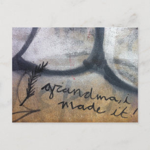 Postal ¡abuela, lo hice! graffiti