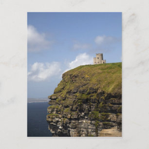 Postal Acantilados escénicos de Moher y Torre de O'Brien.