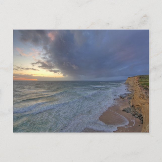 Postal Acantilados marinos capturan días de luz en Pompon (Anverso)