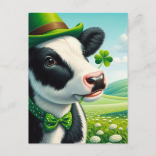 Postal Adorable vaca del Día de San Patricio con trébol e