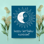 Postal Alegre PERSONALIZADO del CUMPLEAÑOS Sun & Moon<br><div class="desc">Agregue su propio texto al frente y al reverso,  o cambie los colores. ¡Echa un vistazo a mi tienda por más!</div>