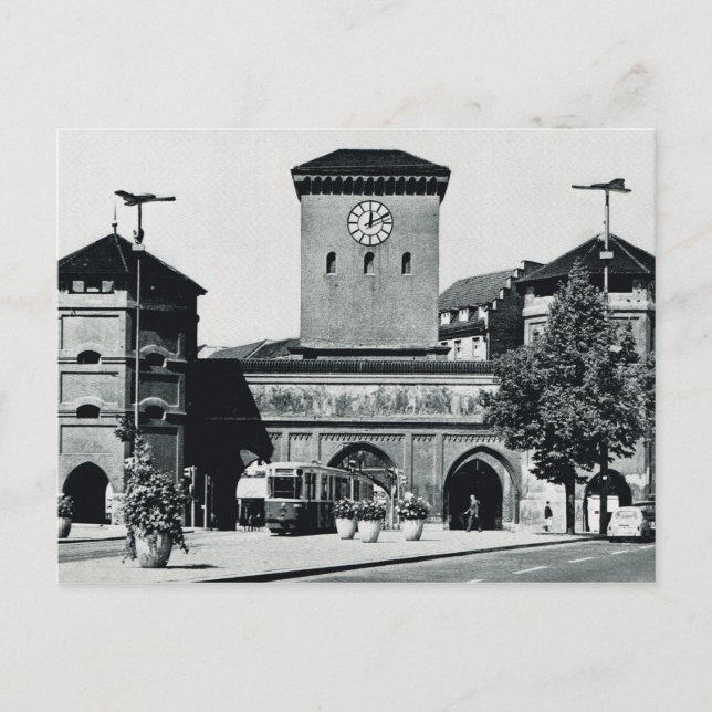 Postal Alemania, estación y tranvía de los años 50 (Anverso)