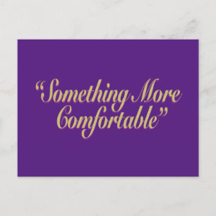 Postal Algo Más Cómodo Fondo Purpura Horizontal
