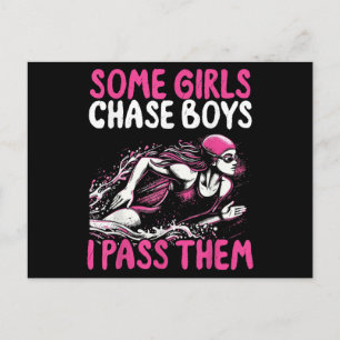 Postal Algunas Chicas Persiguen a los Chicos que Paso - N