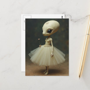 Postal Alienígena Única y Linda con un Vestido
